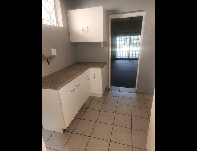 1 bed property to rent in PARKRAND
